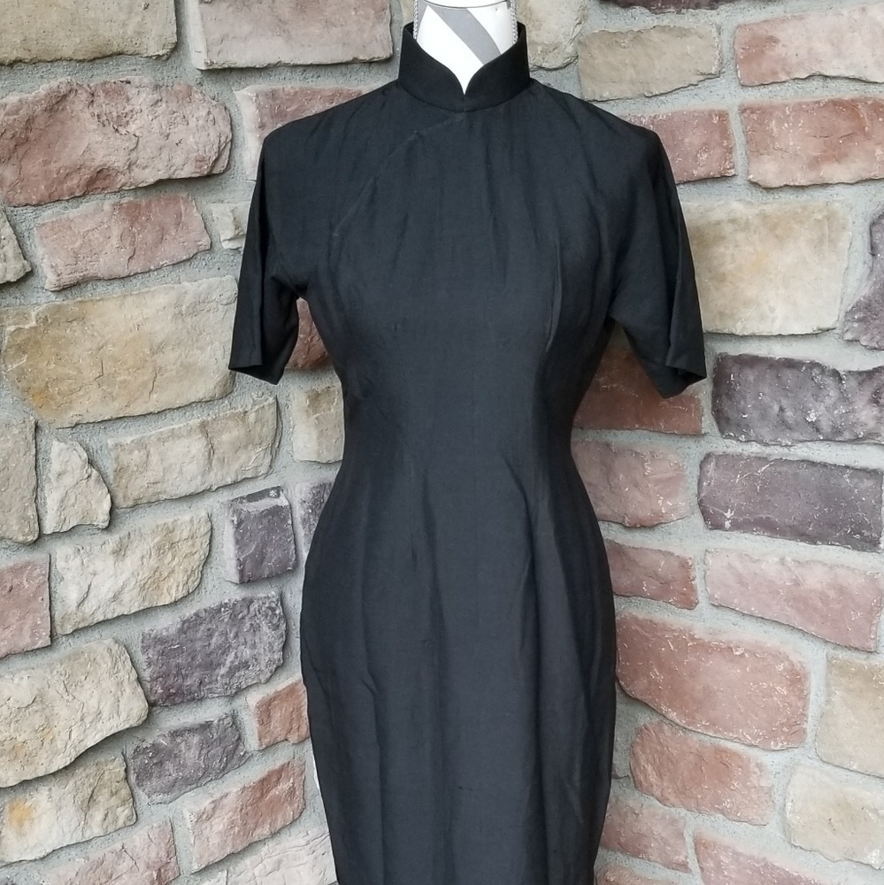 CHEONGSAM CHINESE DRESS
